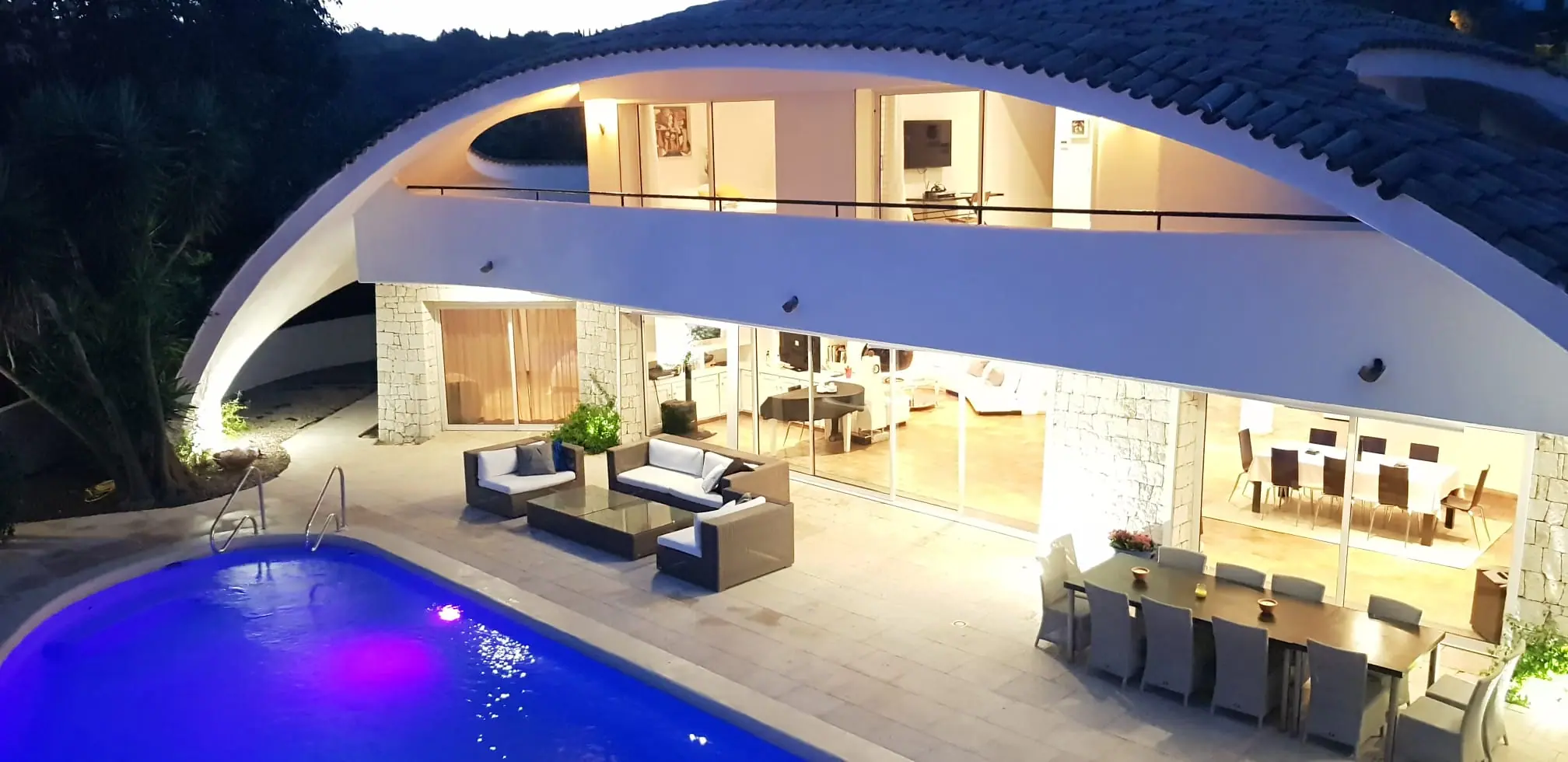 The villa at night